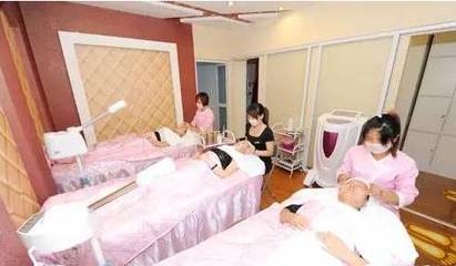 你認(rèn)為的美容院 其實(shí)是這樣的.